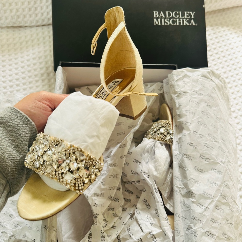 Badgley Mischka Block Heel